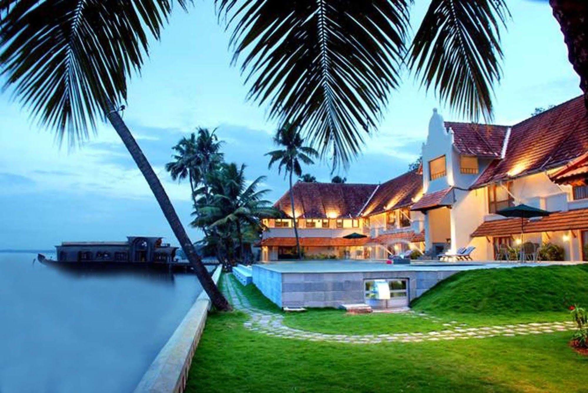Lemon Tree Vembanad Lake Resort, Kerala Alappuzha Eksteriør bilde