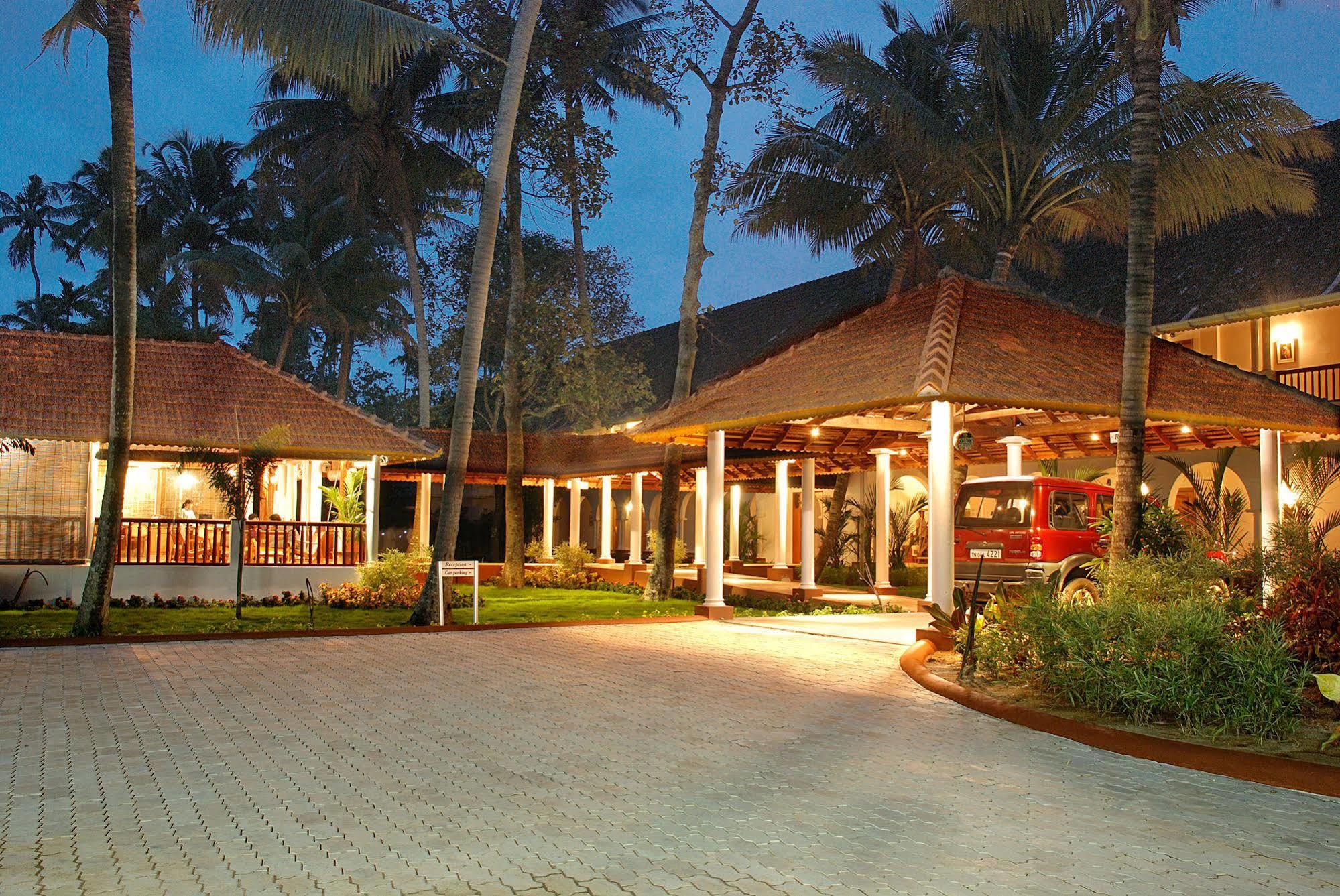 Lemon Tree Vembanad Lake Resort, Kerala Alappuzha Eksteriør bilde